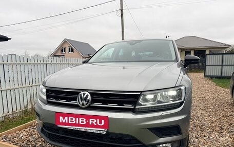 Volkswagen Tiguan II, 2019 год, 2 600 000 рублей, 3 фотография
