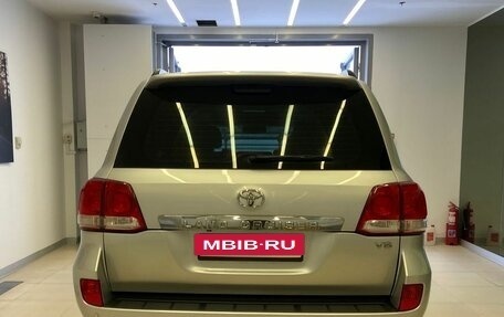 Toyota Land Cruiser 200, 2010 год, 2 699 000 рублей, 5 фотография