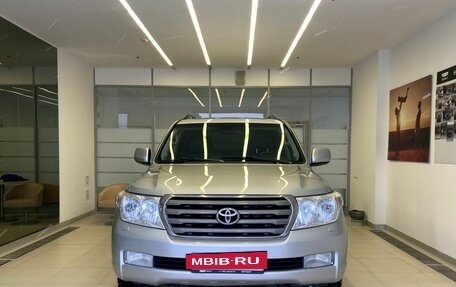 Toyota Land Cruiser 200, 2010 год, 2 699 000 рублей, 2 фотография