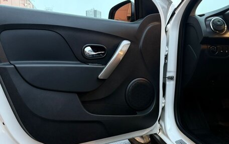 Renault Sandero II рестайлинг, 2020 год, 1 140 000 рублей, 25 фотография