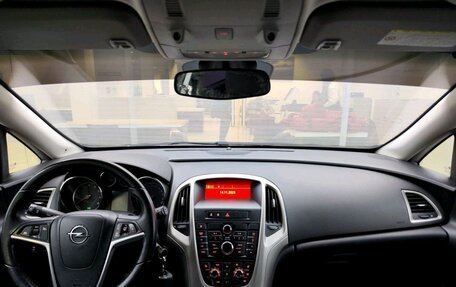 Opel Astra J, 2010 год, 625 000 рублей, 14 фотография