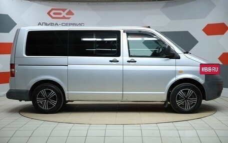 Volkswagen Transporter T5 рестайлинг, 2004 год, 670 000 рублей, 4 фотография