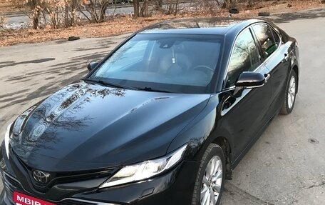 Toyota Camry, 2019 год, 2 470 000 рублей, 1 фотография