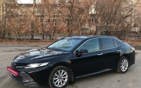 Toyota Camry, 2019 год, 2 470 000 рублей, 2 фотография