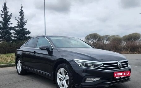 Volkswagen Passat B8 рестайлинг, 2020 год, 2 900 000 рублей, 3 фотография