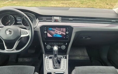 Volkswagen Passat B8 рестайлинг, 2020 год, 2 900 000 рублей, 9 фотография