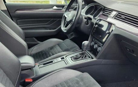 Volkswagen Passat B8 рестайлинг, 2020 год, 2 900 000 рублей, 7 фотография