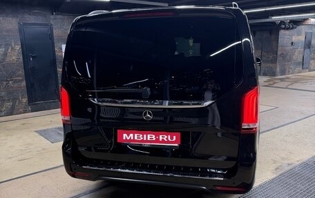 Mercedes-Benz V-Класс, 2019 год, 5 200 000 рублей, 3 фотография