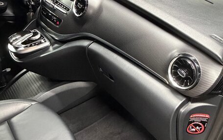 Mercedes-Benz V-Класс, 2019 год, 5 200 000 рублей, 19 фотография