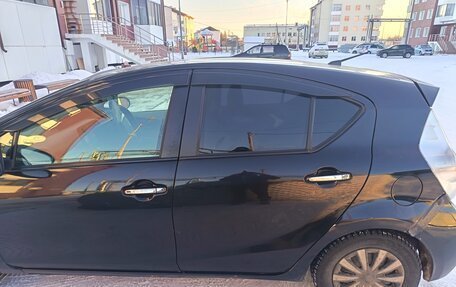 Toyota Aqua I, 2012 год, 650 000 рублей, 5 фотография
