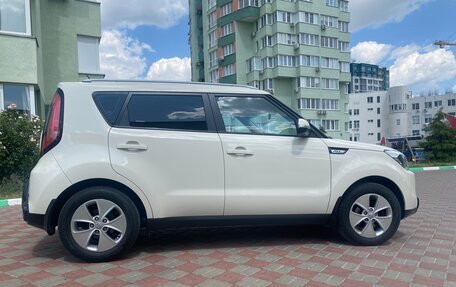 KIA Soul II рестайлинг, 2014 год, 1 311 999 рублей, 8 фотография