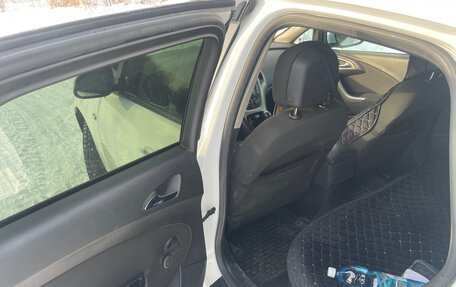 Opel Astra J, 2011 год, 500 000 рублей, 22 фотография