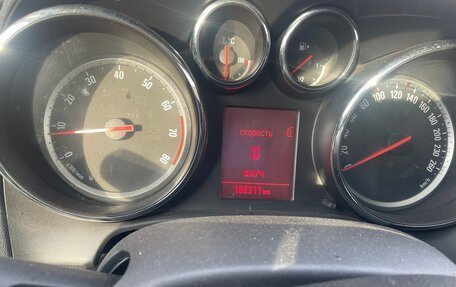 Opel Astra J, 2011 год, 500 000 рублей, 28 фотография