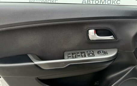 KIA Rio III рестайлинг, 2015 год, 910 000 рублей, 16 фотография