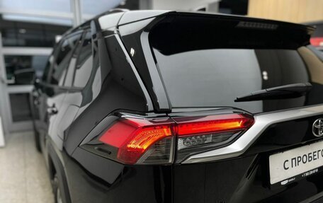 Toyota RAV4, 2019 год, 3 570 000 рублей, 9 фотография