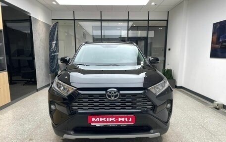 Toyota RAV4, 2019 год, 3 570 000 рублей, 3 фотография