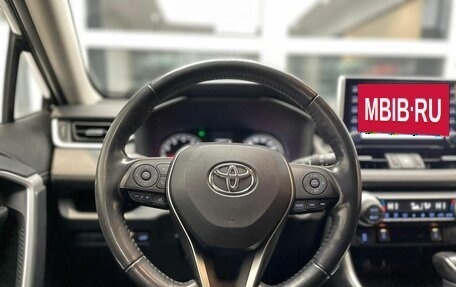 Toyota RAV4, 2019 год, 3 570 000 рублей, 15 фотография