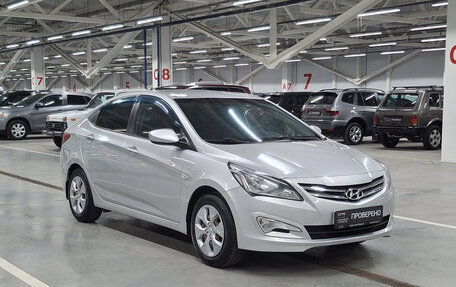 Hyundai Solaris II рестайлинг, 2014 год, 870 000 рублей, 3 фотография