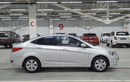 Hyundai Solaris II рестайлинг, 2014 год, 870 000 рублей, 5 фотография