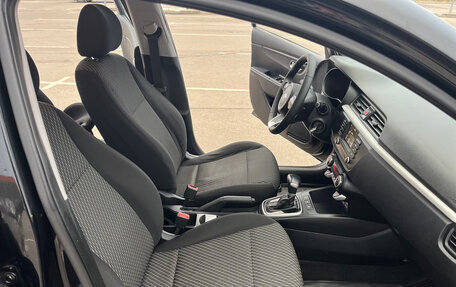 KIA Rio IV, 2018 год, 1 370 000 рублей, 15 фотография