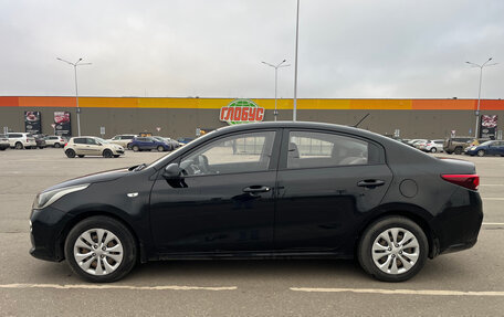 KIA Rio IV, 2018 год, 1 370 000 рублей, 9 фотография