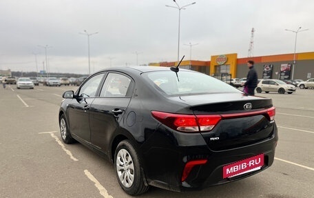 KIA Rio IV, 2018 год, 1 370 000 рублей, 8 фотография