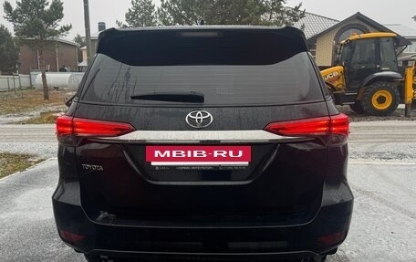 Toyota Fortuner II, 2017 год, 2 750 000 рублей, 8 фотография