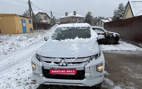 Mitsubishi L200 IV рестайлинг, 2020 год, 3 500 000 рублей, 5 фотография