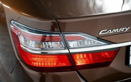 Toyota Camry, 2017 год, 2 570 000 рублей, 21 фотография