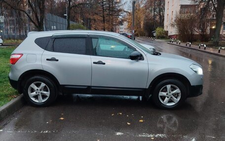 Nissan Qashqai, 2010 год, 700 000 рублей, 3 фотография