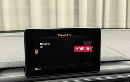 Audi A4, 2017 год, 2 349 000 рублей, 13 фотография