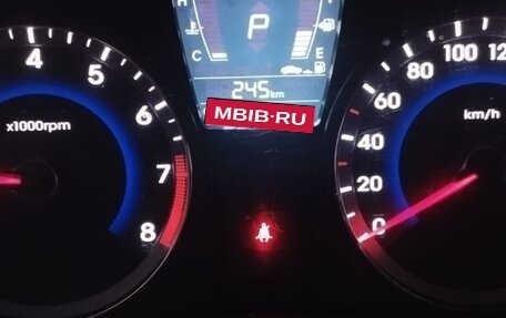 Hyundai Solaris II рестайлинг, 2012 год, 750 000 рублей, 1 фотография