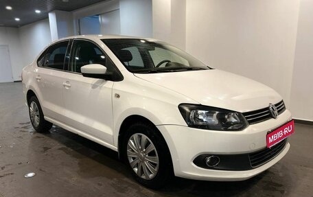 Volkswagen Polo VI (EU Market), 2013 год, 860 000 рублей, 1 фотография
