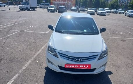 Hyundai Solaris II рестайлинг, 2015 год, 830 000 рублей, 8 фотография