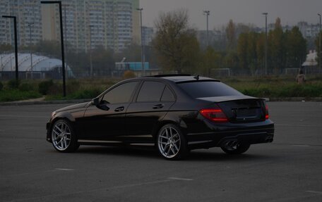 Mercedes-Benz C-Класс, 2012 год, 1 650 000 рублей, 10 фотография