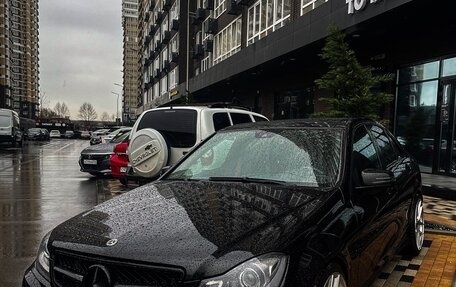 Mercedes-Benz C-Класс, 2012 год, 1 650 000 рублей, 36 фотография