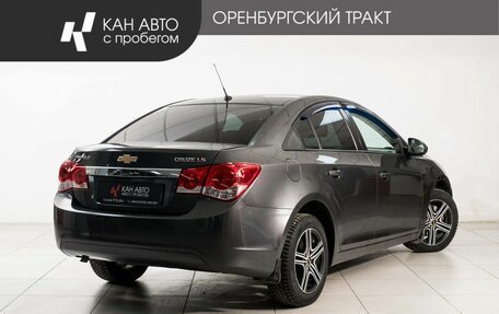 Chevrolet Cruze II, 2011 год, 675 000 рублей, 3 фотография