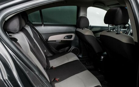 Chevrolet Cruze II, 2011 год, 675 000 рублей, 9 фотография