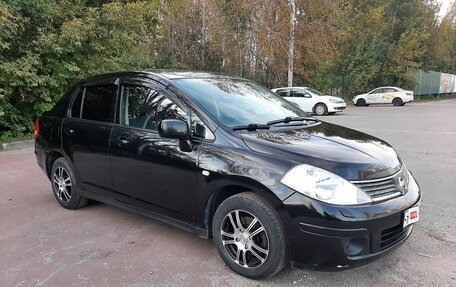 Nissan Tiida, 2010 год, 660 000 рублей, 3 фотография