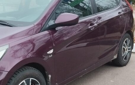 Hyundai Solaris II рестайлинг, 2012 год, 750 000 рублей, 6 фотография