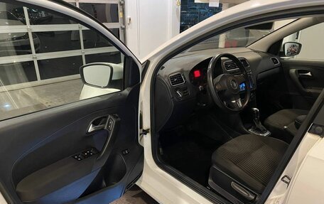 Volkswagen Polo VI (EU Market), 2013 год, 860 000 рублей, 14 фотография