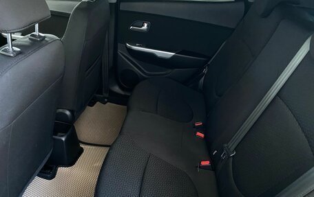 KIA Rio III рестайлинг, 2013 год, 739 000 рублей, 22 фотография