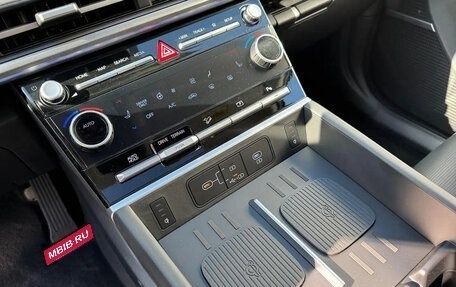 Hyundai Santa Fe IV, 2025 год, 8 200 000 рублей, 11 фотография