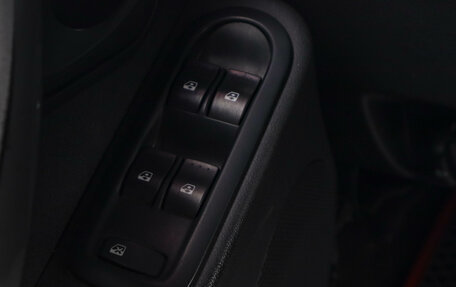 Renault Duster I рестайлинг, 2014 год, 999 000 рублей, 10 фотография