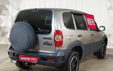 Chevrolet Niva I рестайлинг, 2018 год, 714 000 рублей, 3 фотография