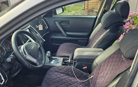 Infiniti FX I, 2004 год, 770 000 рублей, 12 фотография