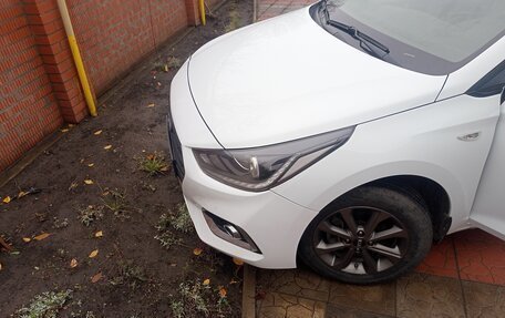 Hyundai Solaris II рестайлинг, 2017 год, 1 050 000 рублей, 10 фотография