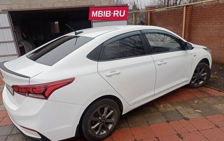 Hyundai Solaris II рестайлинг, 2017 год, 1 050 000 рублей, 7 фотография