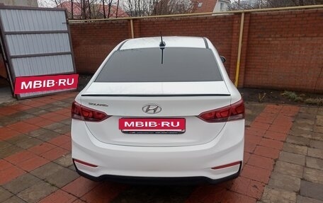 Hyundai Solaris II рестайлинг, 2017 год, 1 050 000 рублей, 11 фотография