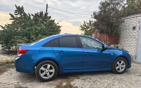 Chevrolet Cruze II, 2011 год, 666 000 рублей, 2 фотография